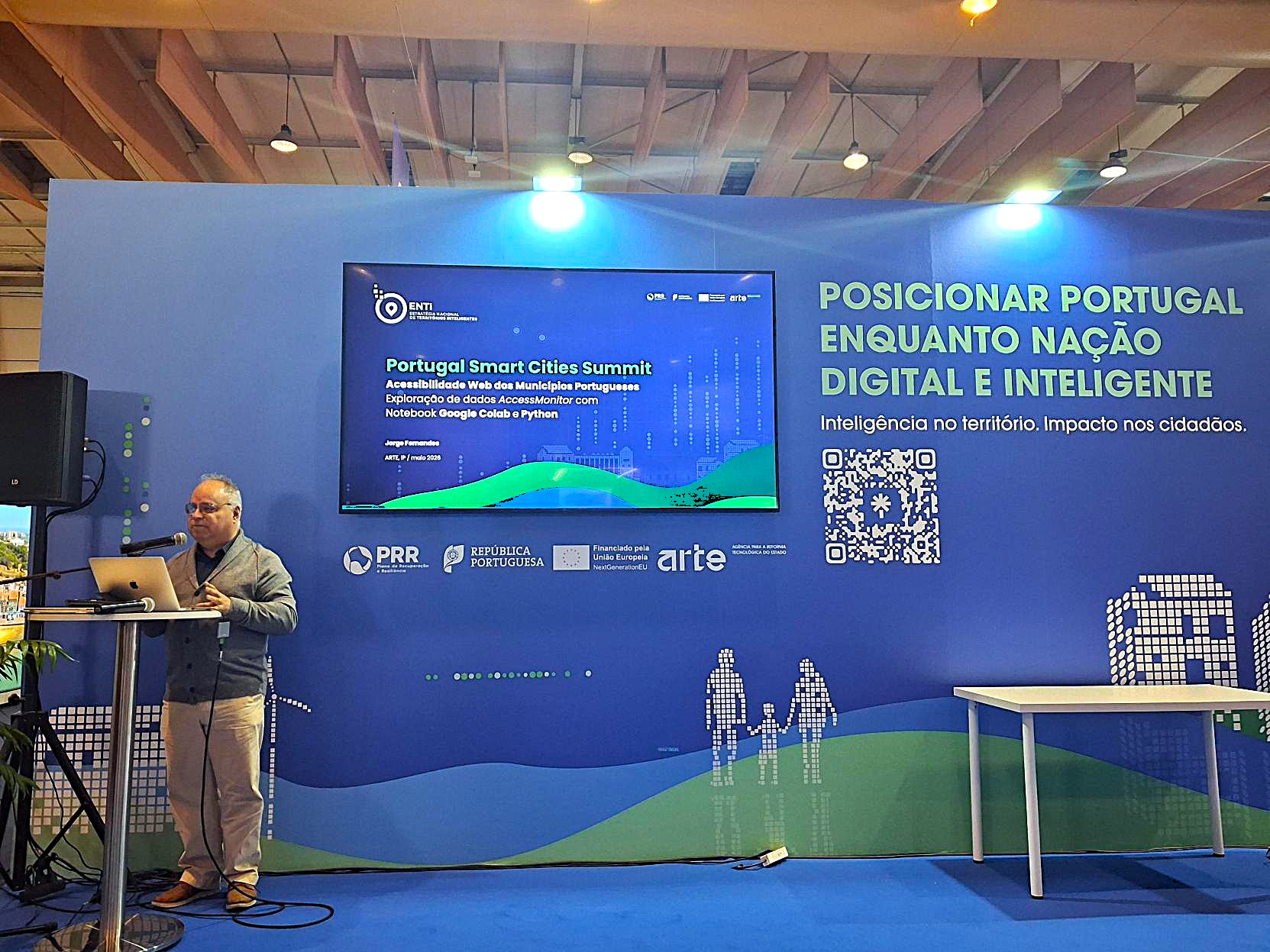 Jorge Fernandes durante a apresentação do Portugal Smart Cities Summit
